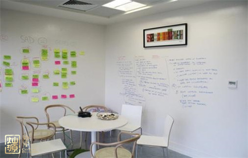 創(chuàng)意辦公室裝修設(shè)計-白板墻 創(chuàng)意辦公室裝修設(shè)計-白板墻