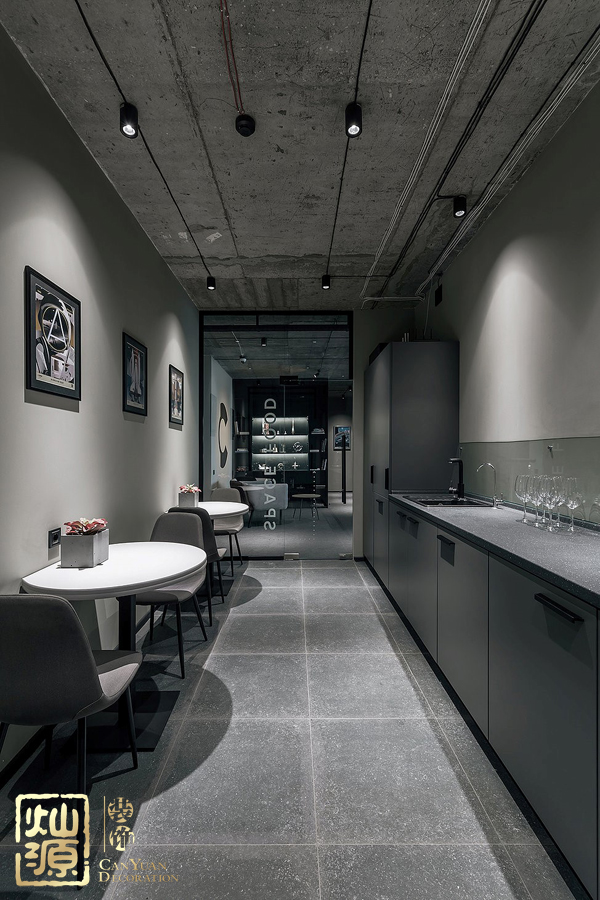 吃酸辣粉被罰款20元 南寧辦公室設置休閑用餐區(qū)逐漸成為必要