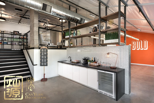 吃酸辣粉被罰款20元 南寧辦公室設置休閑用餐區(qū)逐漸成為必要